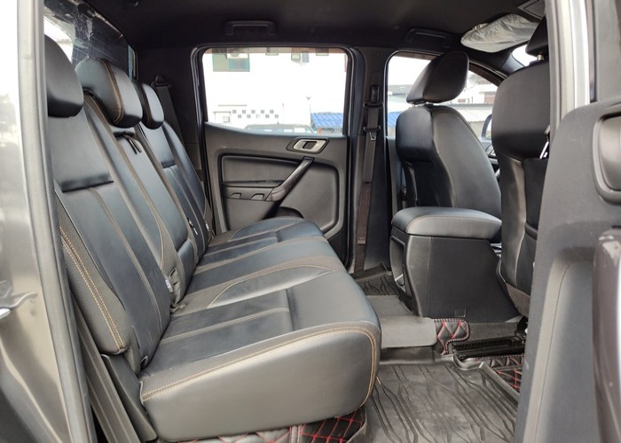 Used 6
                    FORD
                     for Sale Image