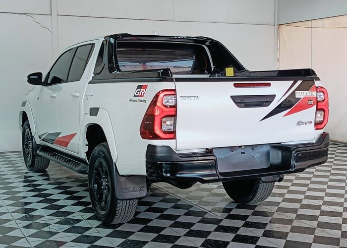 Used 7
                    TOYOTA
                     for Sale Image