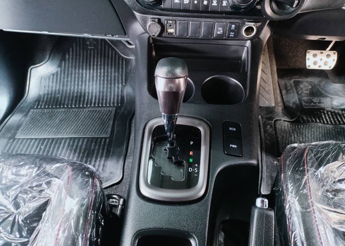 Used 7
                    TOYOTA
                     for Sale Image