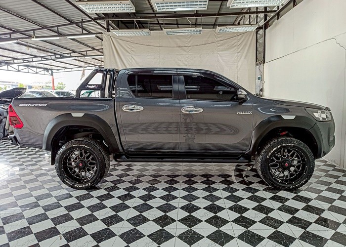 Used 3
                    TOYOTA
                     for Sale Image