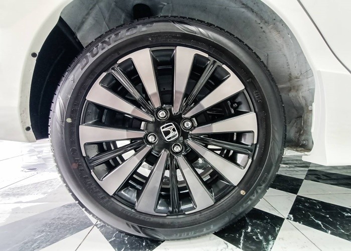 Used 1
                    HONDA
                     for Sale Image