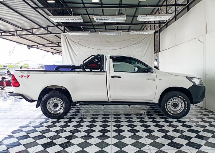 Used 7
                    TOYOTA
                     for Sale Image