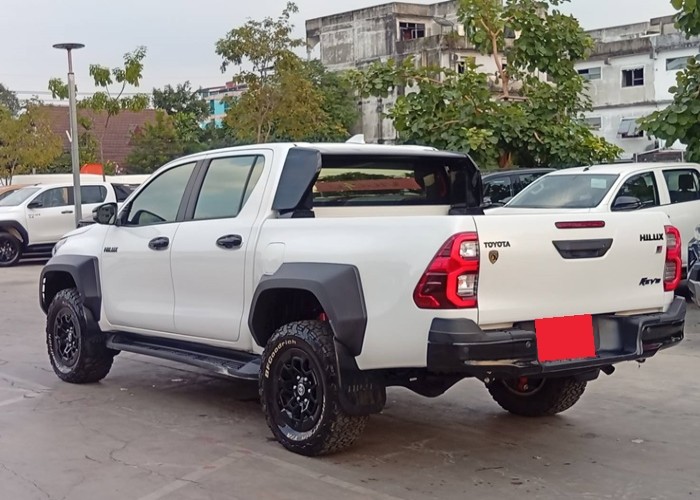 Used 11
                    TOYOTA
                     for Sale Image