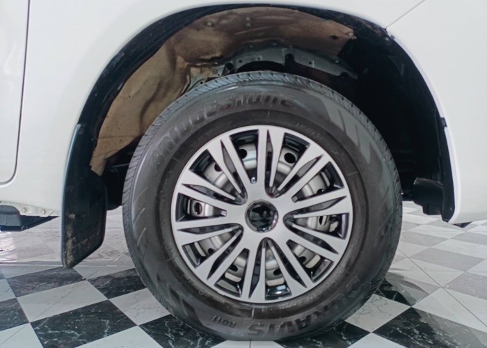 Used 9
                    TOYOTA
                     for Sale Image