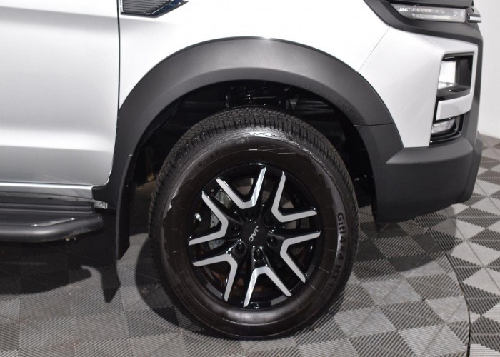 Used 1
                    JAC T9
                     for Sale Image