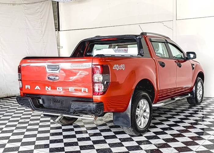 Used 8
                    FORD
                     for Sale Image