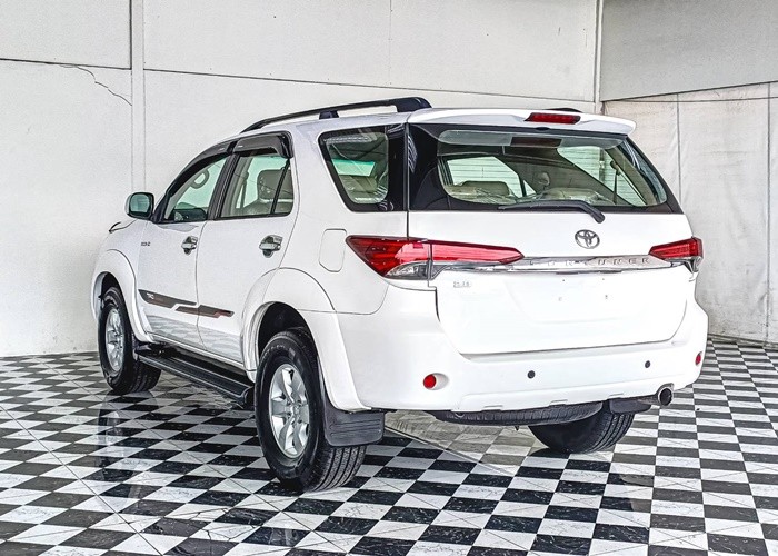 Used 5
                    TOYOTA
                     for Sale Image