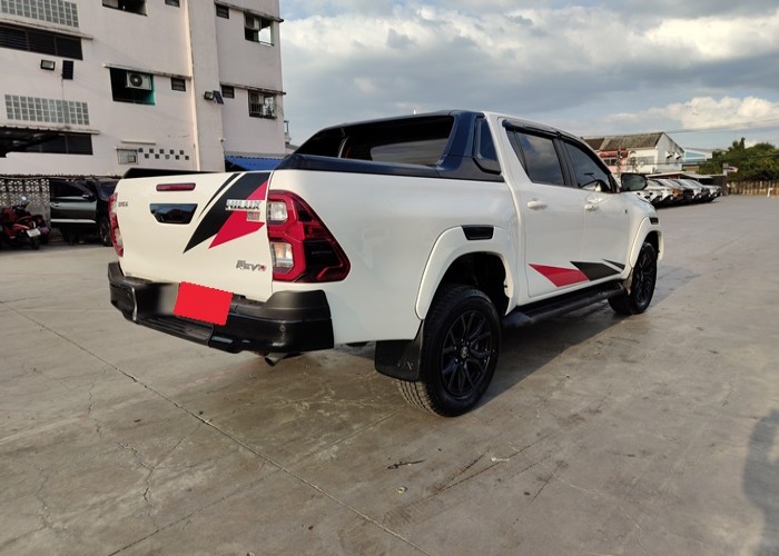 Used 8
                    TOYOTA
                     for Sale Image