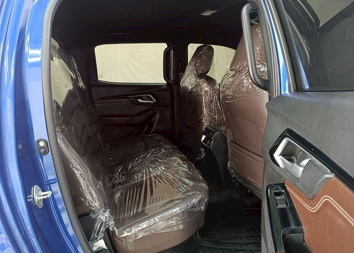 Used 5
                    ISUZU
                     for Sale Image