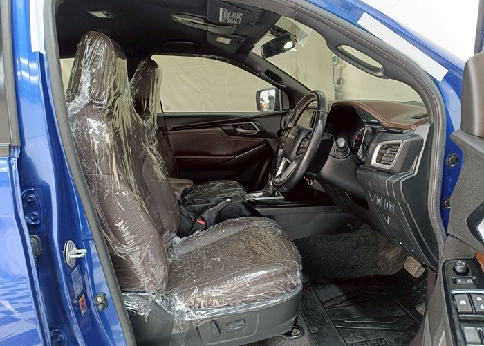 Used 5
                    ISUZU
                     for Sale Image