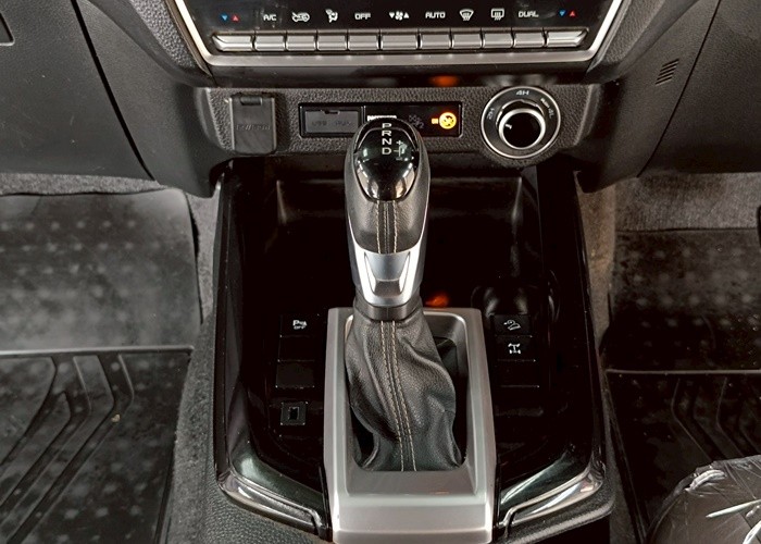 Used 5
                    ISUZU
                     for Sale Image