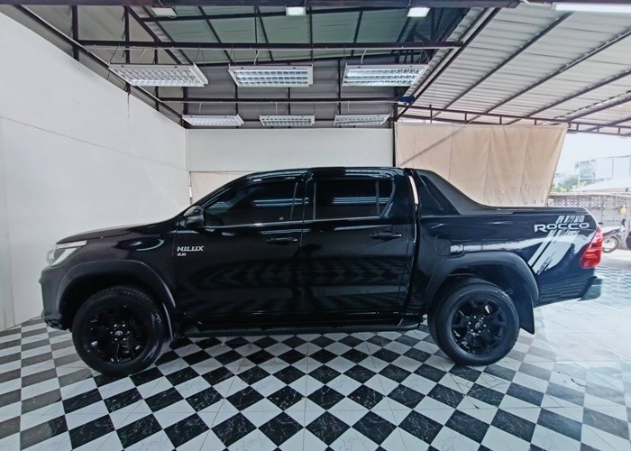 Used 11
                    TOYOTA
                     for Sale Image