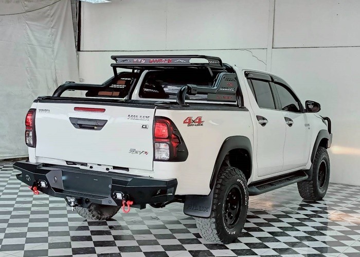 Used 9
                    TOYOTA
                     for Sale Image