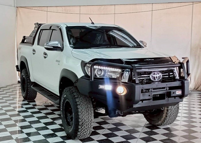 Used 9
                    TOYOTA
                     for Sale Image