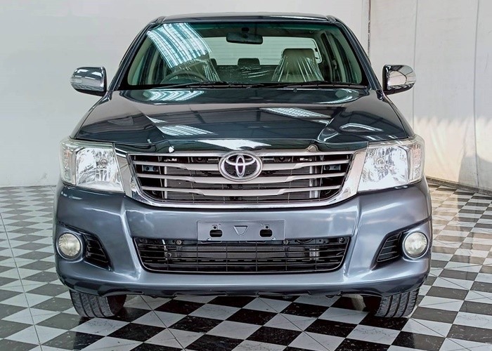 Used 7
                    TOYOTA
                     for Sale Image