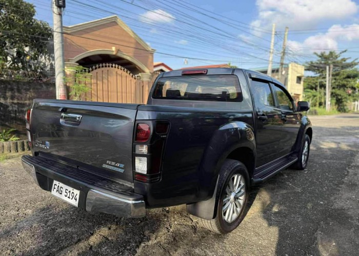Used 1
                    ISUZU
                     for Sale Image