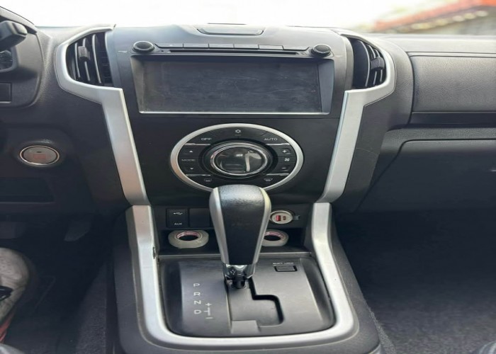 Used 3
                    ISUZU
                     for Sale Image