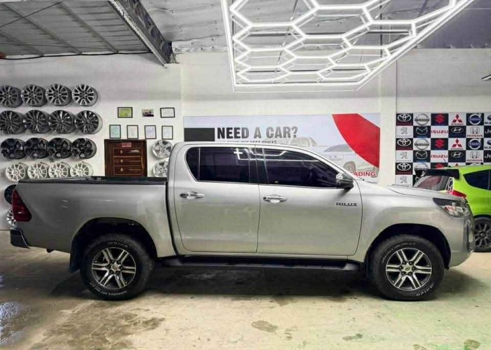 Used 5
                    TOYOTA
                     for Sale Image