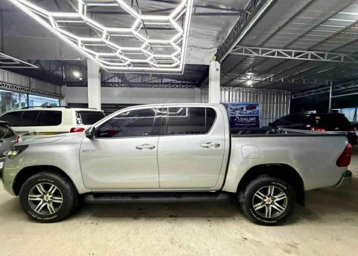 Used 5
                    TOYOTA
                     for Sale Image