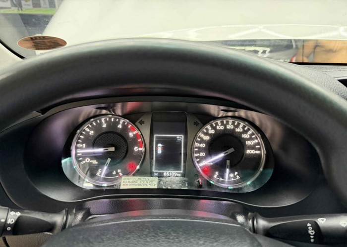 Used 5
                    TOYOTA
                     for Sale Image