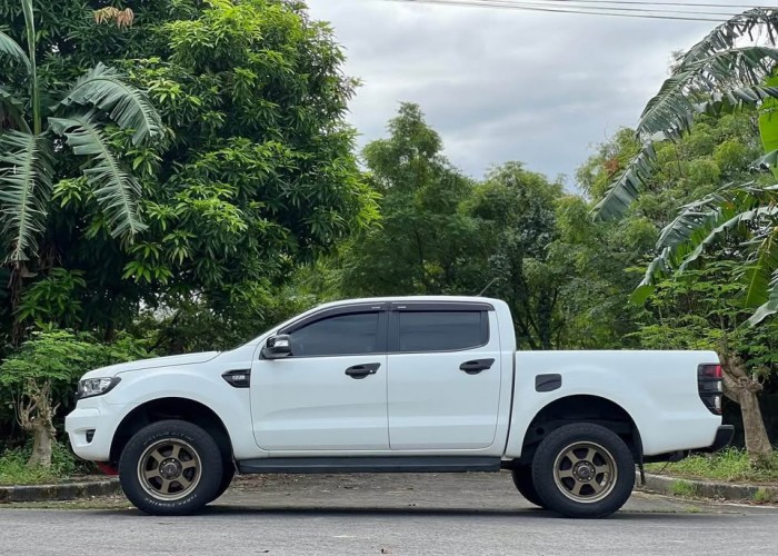 Used 5
                    FORD
                     for Sale Image