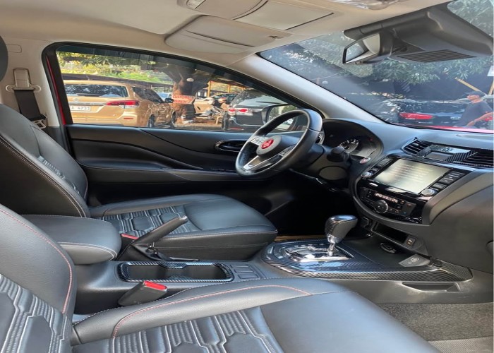 Used 1
                    NISSAN
                     for Sale Image