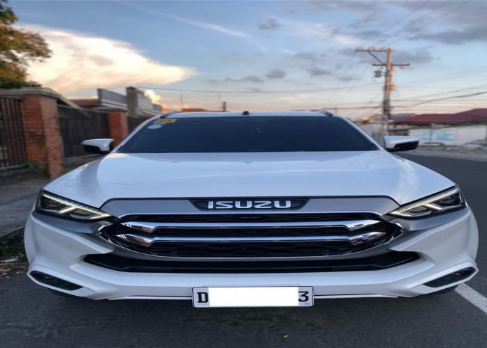 Used 1
                    ISUZU
                     for Sale Image