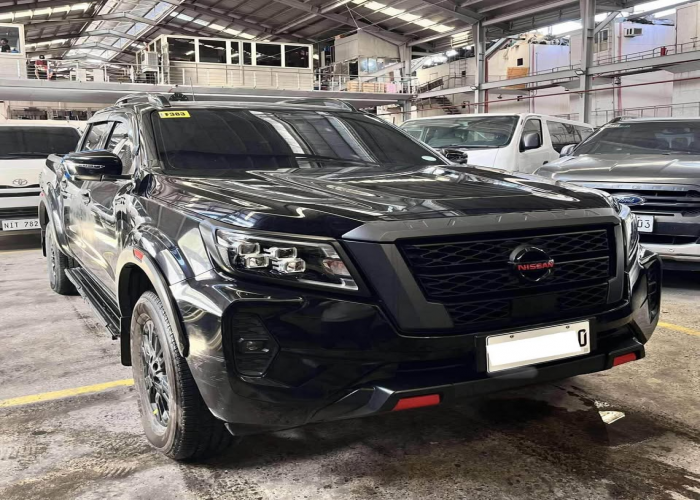 Used 4
                    NISSAN
                     for Sale Image