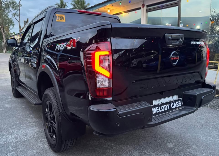 Used 6
                    NISSAN
                     for Sale Image