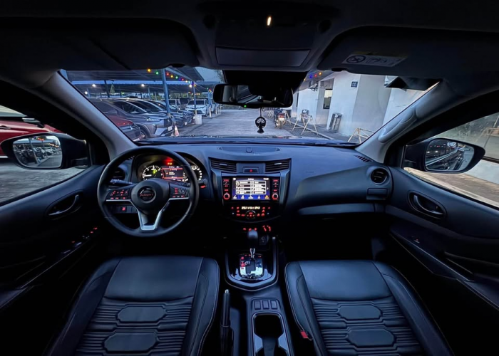 Used 6
                    NISSAN
                     for Sale Image