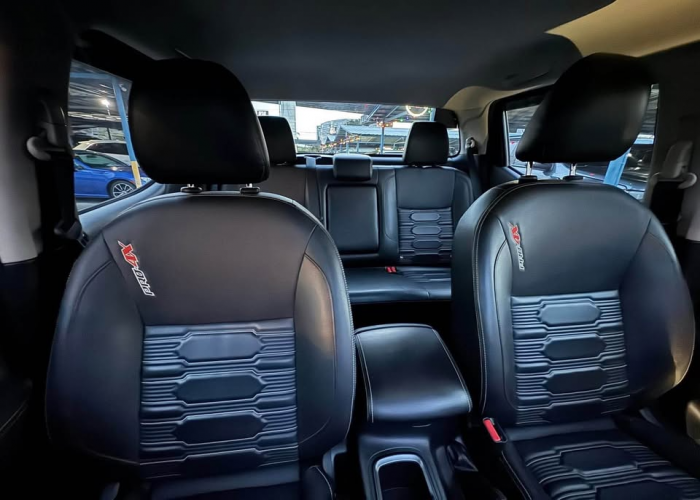 Used 6
                    NISSAN
                     for Sale Image
