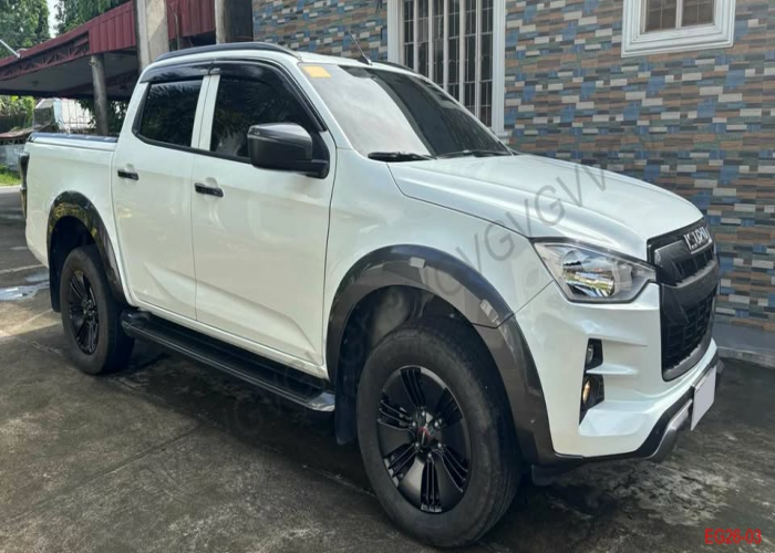 Used 3
                    ISUZU
                     for Sale Image