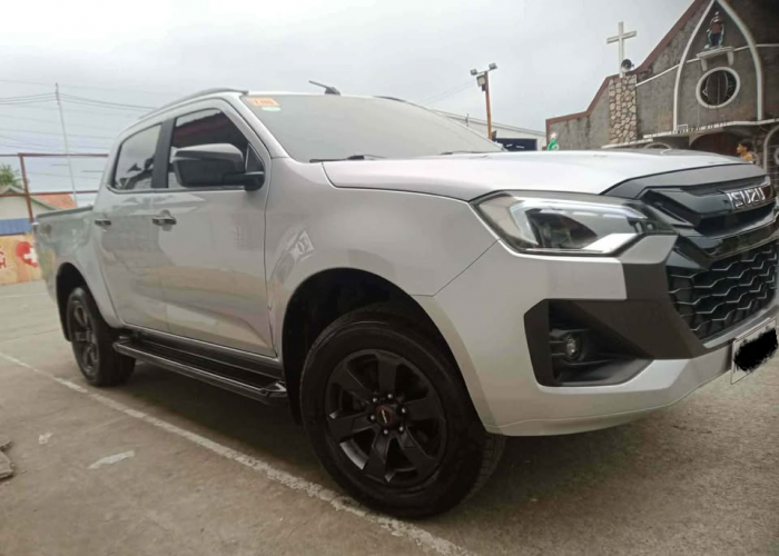 Used 8
                    ISUZU
                     for Sale Image