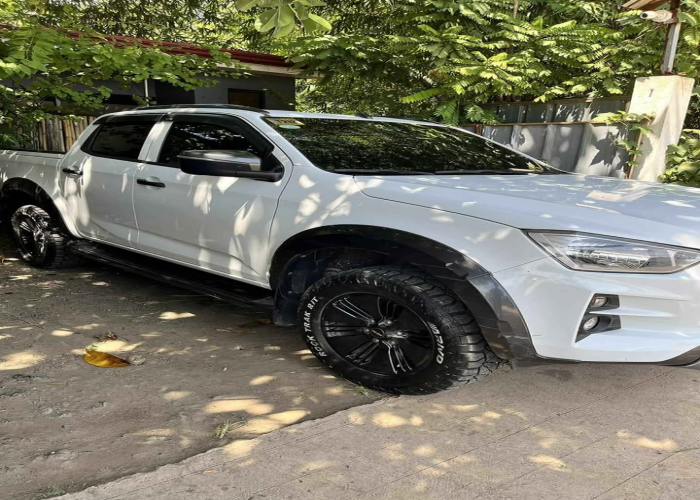 Used 6
                    ISUZU
                     for Sale Image