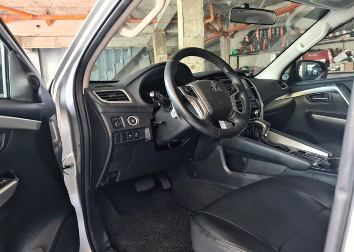 Used 2
                    MITSUBISHI
                     for Sale Image