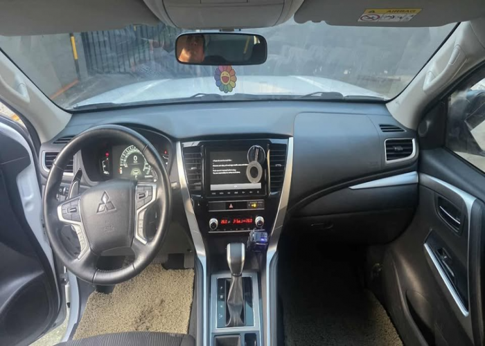 Used 7
                    MITSUBISHI
                     for Sale Image