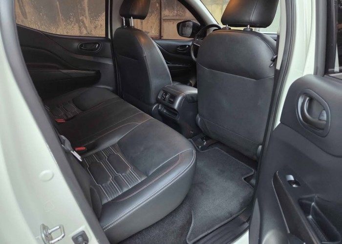 Used 1
                    NISSAN
                     for Sale Image