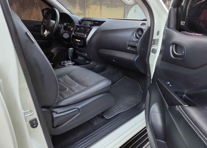 Used 1
                    NISSAN
                     for Sale Image