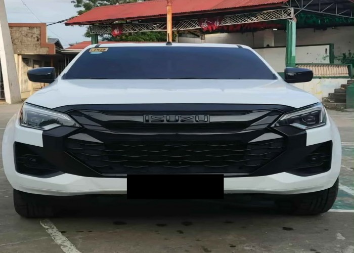 Used 1
                    ISUZU
                     for Sale Image