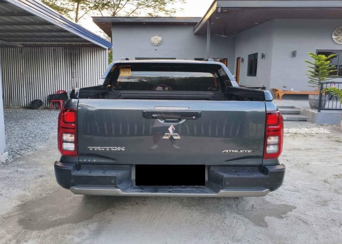 Used 1
                    MITSUBISHI
                     for Sale Image