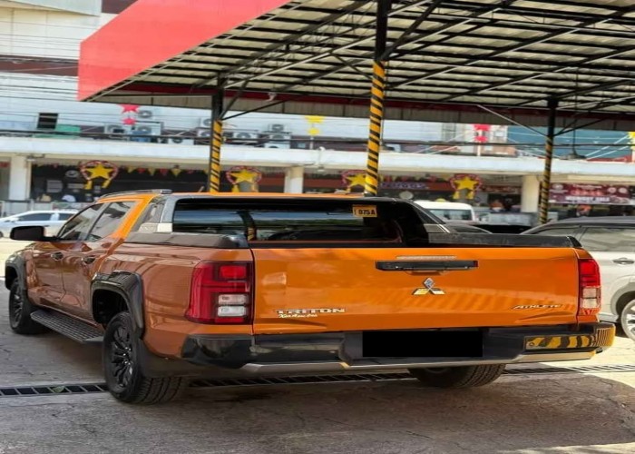 Used 1
                    MITSUBISHI
                     for Sale Image