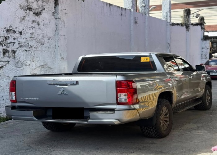 Used 1
                    MITSUBISHI
                     for Sale Image